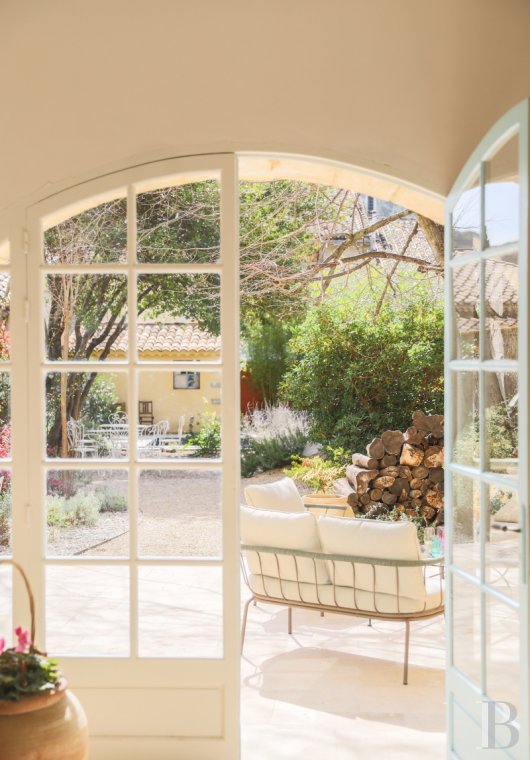 A family home with a garden in the village of Alleins, between Cavaillon and Salon-de-Provence - photo  n°7